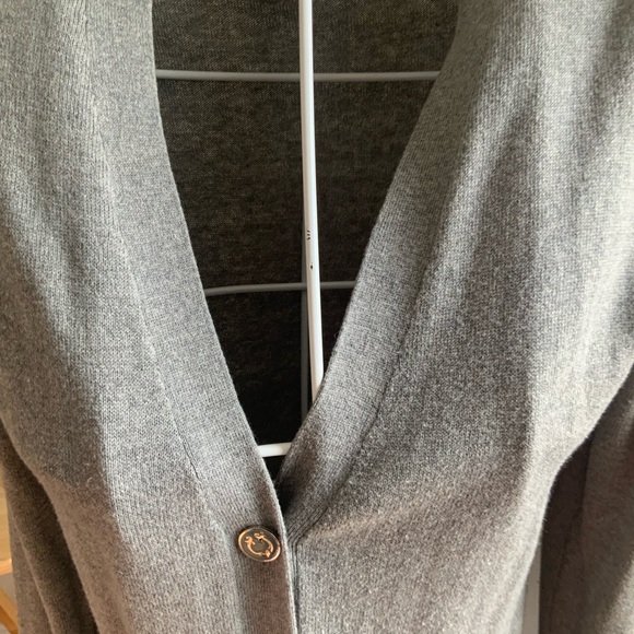 C Wonder cardigan. - Picture 3 of 5